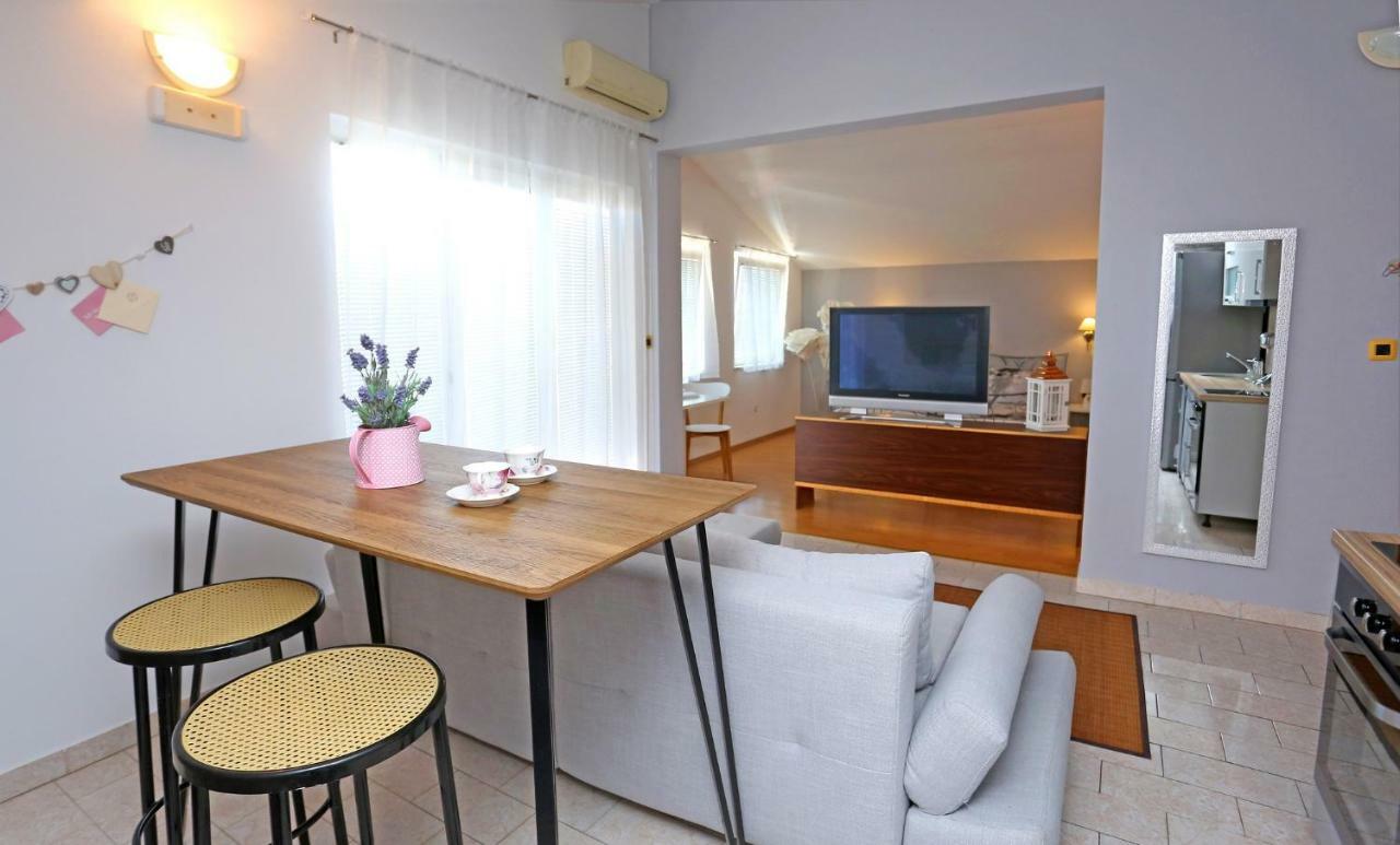 Studio Apartment Grey Спліт Екстер'єр фото